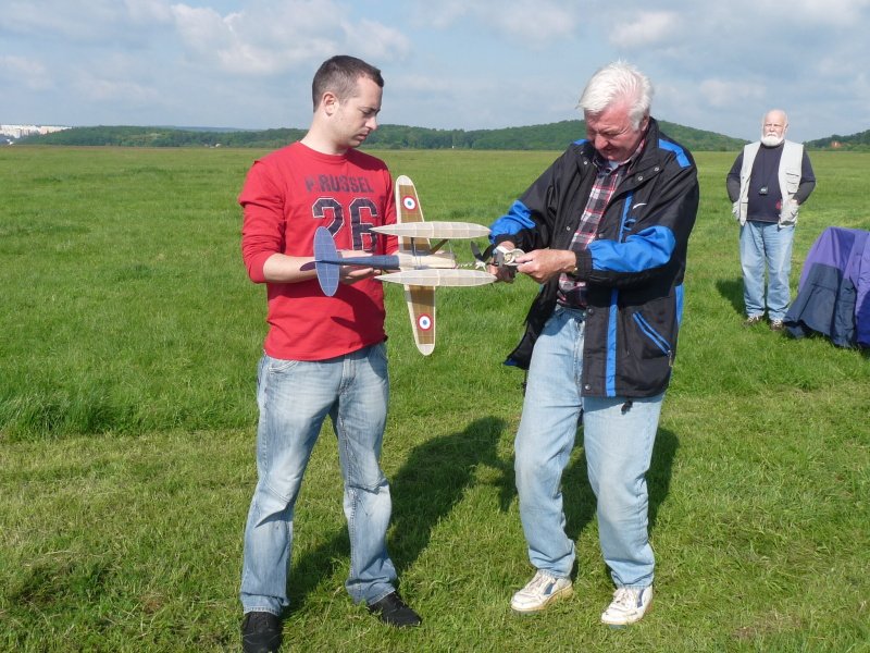 Bernard HV.220_natáčím.JPG