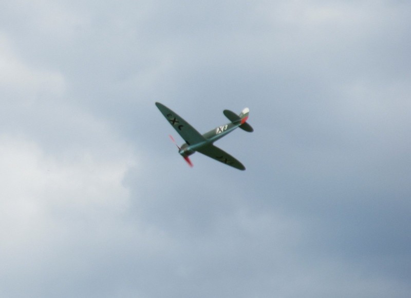 Avia B-135_3.jpg