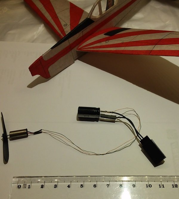 Z 526 detail elektropohonu.jpg